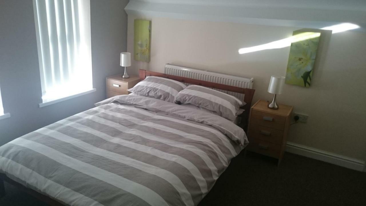 Mount Pleasant Hotel Aberdare Bagian luar foto