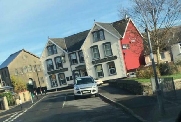 Mount Pleasant Hotel Aberdare Bagian luar foto